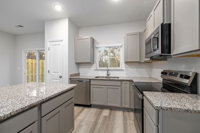 2045 Armada Road, Columbia, SC 29229
