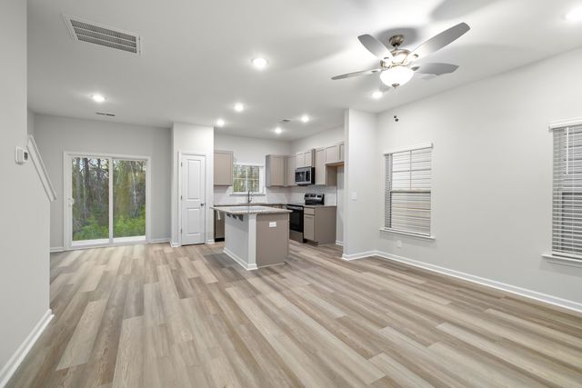2045 Armada Road, Columbia, SC 29229