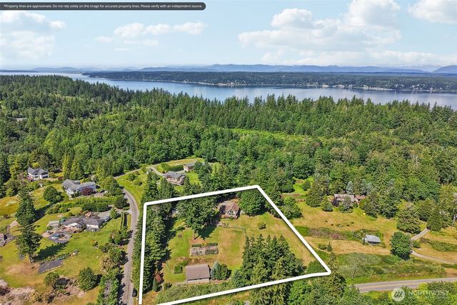 4181 Eagle Ridge Drive, Camano Island, WA 98282