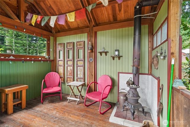 4181 Eagle Ridge Drive, Camano Island, WA 98282