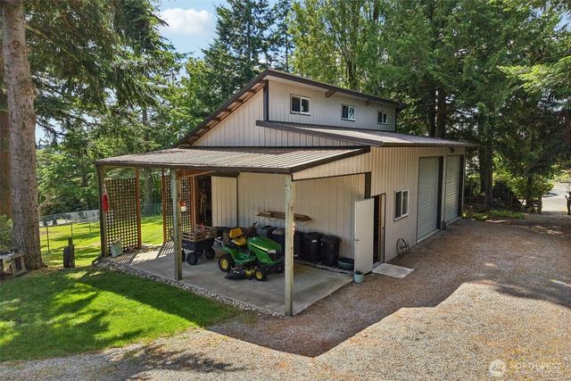 4181 Eagle Ridge Drive, Camano Island, WA 98282