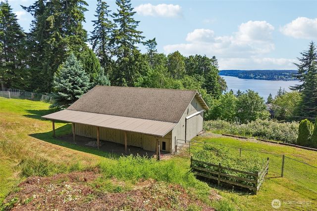 4181 Eagle Ridge Drive, Camano Island, WA 98282