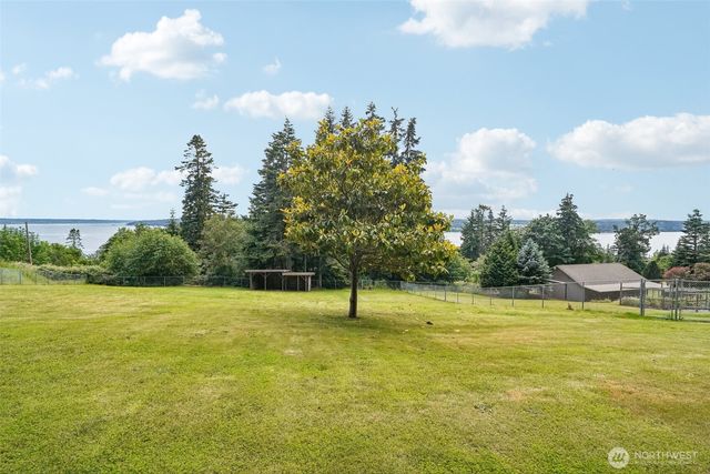4181 Eagle Ridge Drive, Camano Island, WA 98282