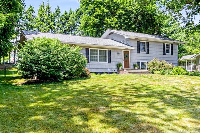 11 Fleetwood Drive, Goshen, NY 10924