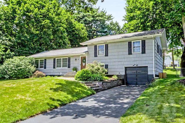 11 Fleetwood Drive, Goshen, NY 10924