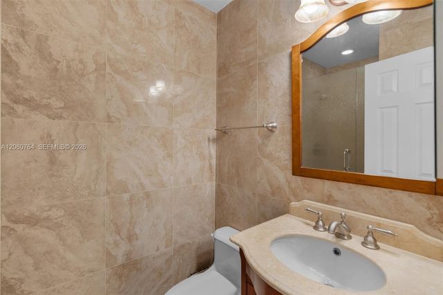 424 Sailboat Circle, Weston, FL 33326