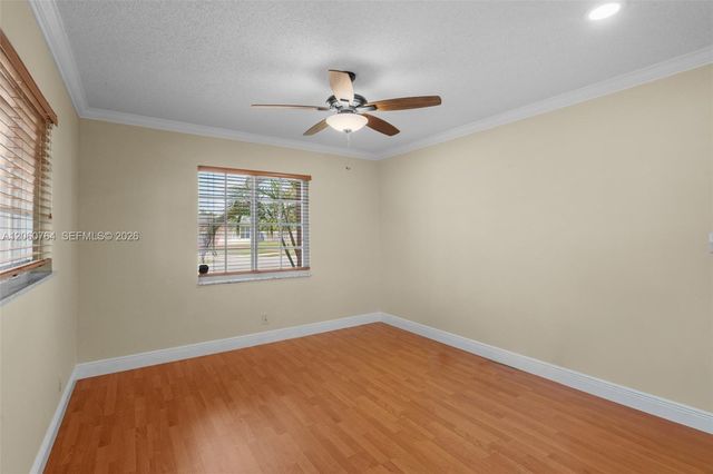 424 Sailboat Circle, Weston, FL 33326