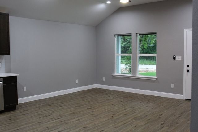 125 Chapperall Drive, Mabank, TX 75156