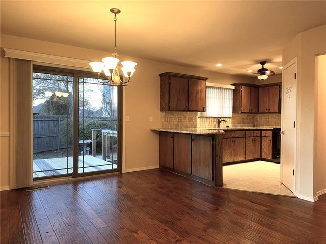 3841 High Point Court, Norman, OK 73072