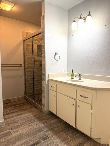 3841 High Point Court, Norman, OK 73072