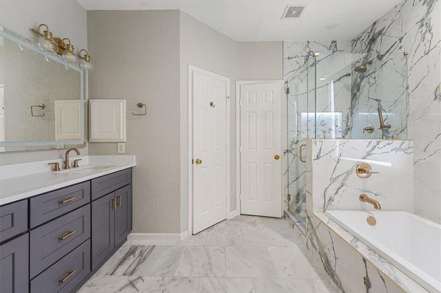 2322 Meadow Briar Drive, Sugar Land, TX 77498