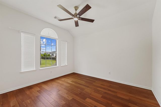 2322 Meadow Briar Drive, Sugar Land, TX 77498