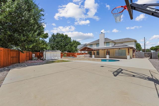 2322 Meadow Briar Drive, Sugar Land, TX 77498