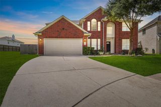 2322 Meadow Briar Drive, Sugar Land, TX 77498