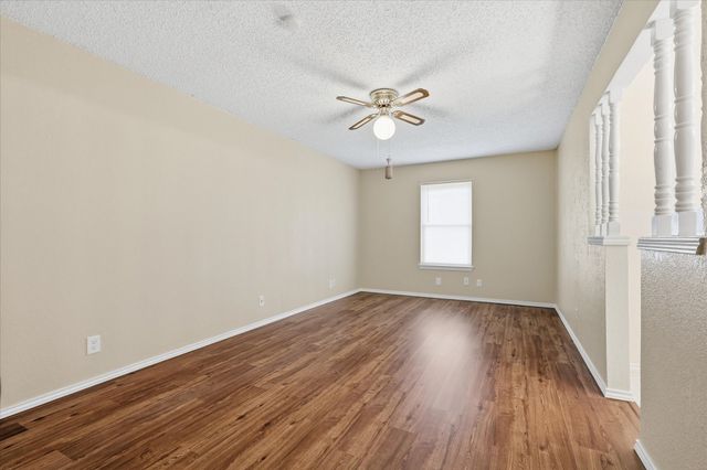 4118 Green Acres Circle, Arlington, TX 76017