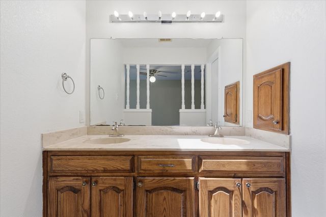 4118 Green Acres Circle, Arlington, TX 76017