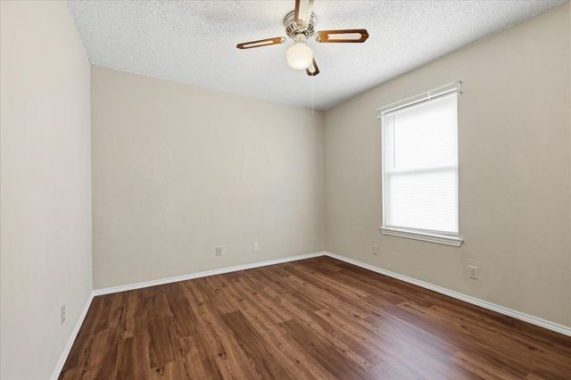 4118 Green Acres Circle, Arlington, TX 76017