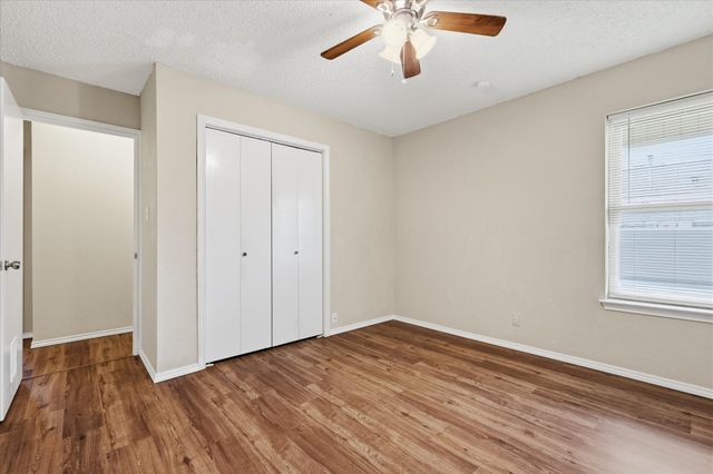 4118 Green Acres Circle, Arlington, TX 76017