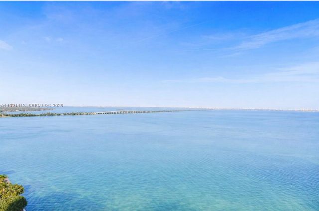 665 NE 25th St 2105, Miami, FL 33137