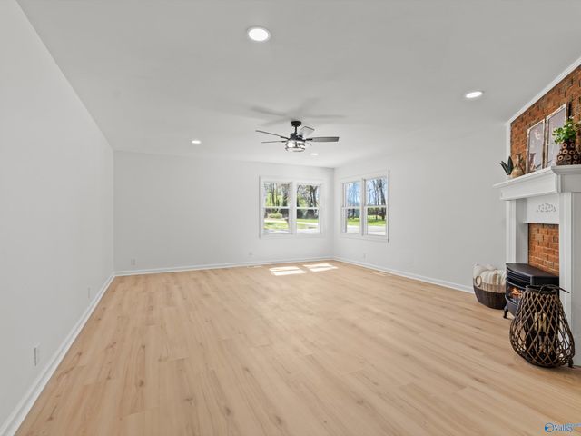 157 George Chapman Drive NE, Meridianville, AL 35759