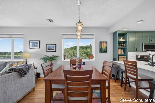 2964 Lakeshore Drive E501, Muskegon, MI 49441