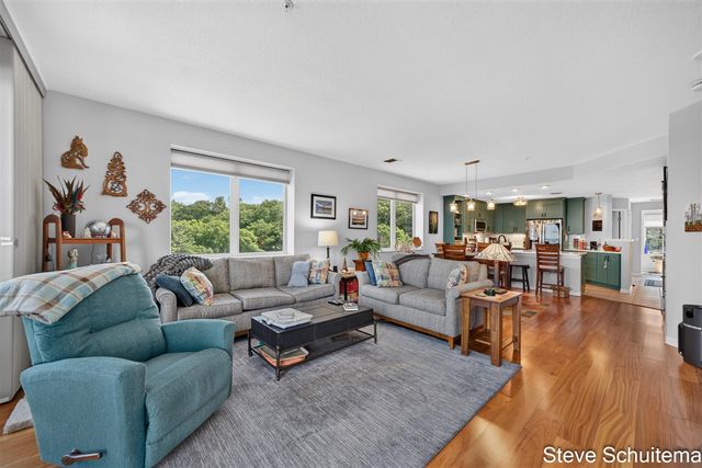 2964 Lakeshore Drive E501, Muskegon, MI 49441