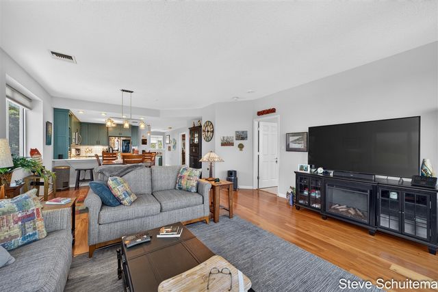 2964 Lakeshore Drive E501, Muskegon, MI 49441