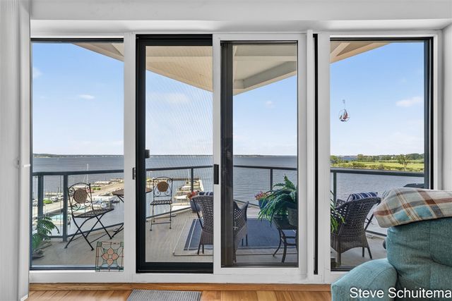 2964 Lakeshore Drive E501, Muskegon, MI 49441