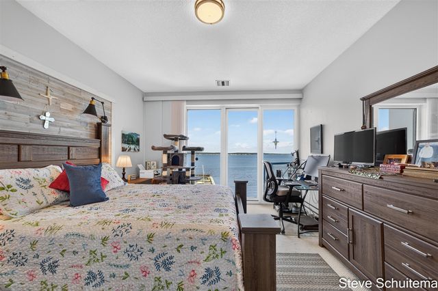 2964 Lakeshore Drive E501, Muskegon, MI 49441