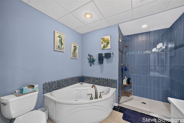 2964 Lakeshore Drive E501, Muskegon, MI 49441