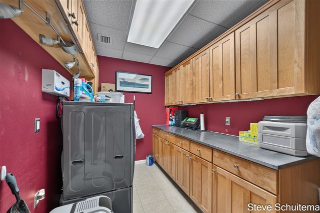 2964 Lakeshore Drive E501, Muskegon, MI 49441