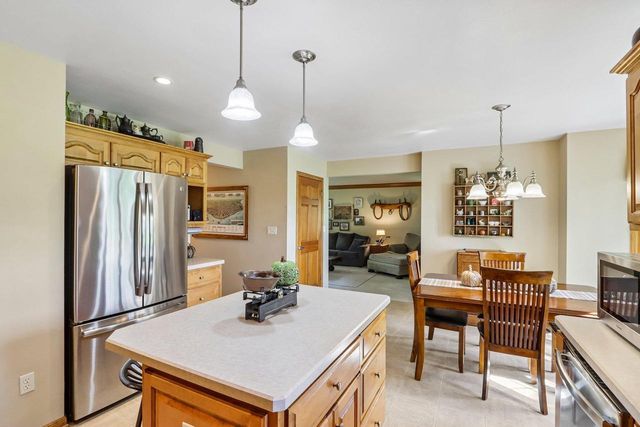 652 Fairway Circle, Jefferson, WI 53549