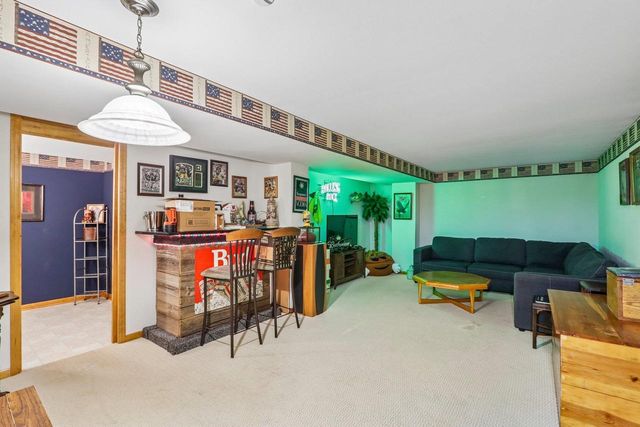 652 Fairway Circle, Jefferson, WI 53549
