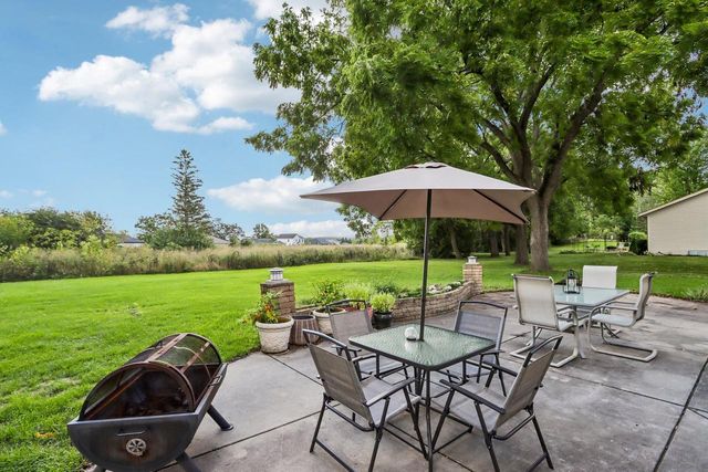 652 Fairway Circle, Jefferson, WI 53549