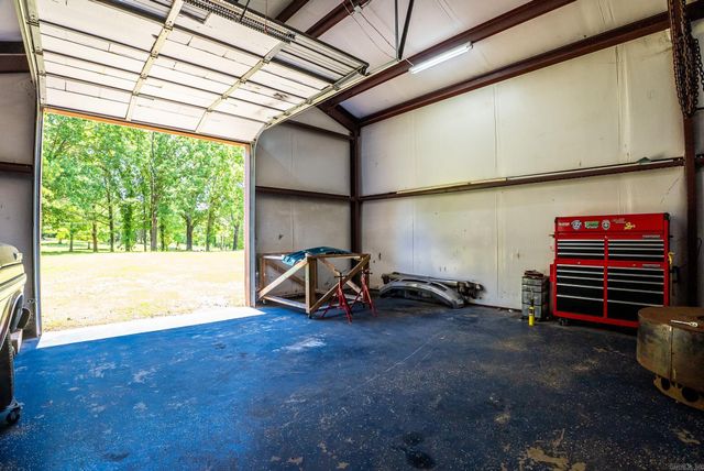 6 W Springhill Drive, Greenbrier, AR 72058
