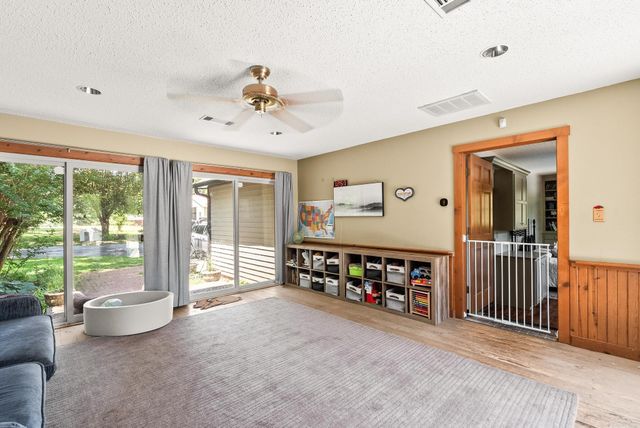 6 W Springhill Drive, Greenbrier, AR 72058