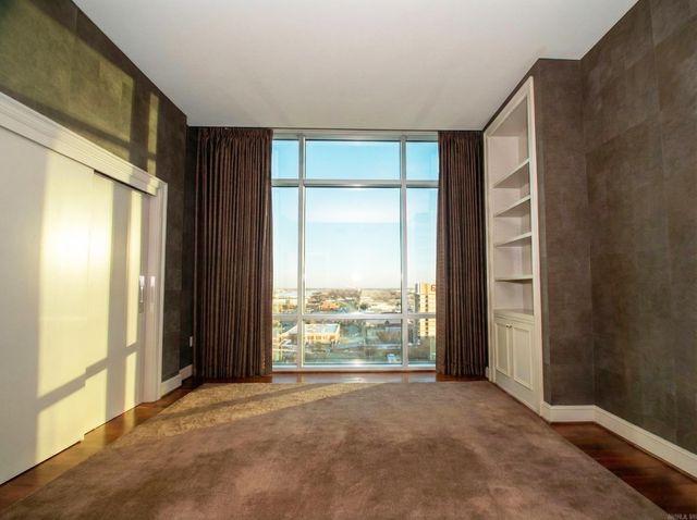 300 E 3rd St Apt 1504, Little Rock, AR 72201