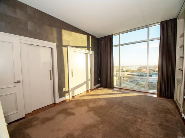 300 E 3rd St Apt 1504, Little Rock, AR 72201