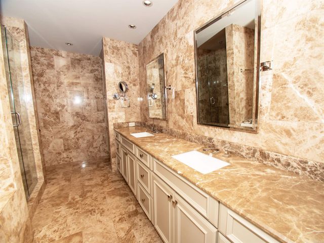 300 E 3rd St Apt 1504, Little Rock, AR 72201