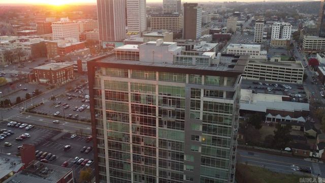 300 E 3rd St Apt 1504, Little Rock, AR 72201