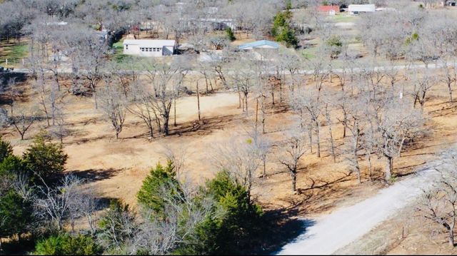 153 Catfish Trail, Bowie, TX 76230