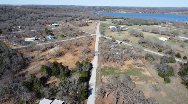 153 Catfish Trail, Bowie, TX 76230