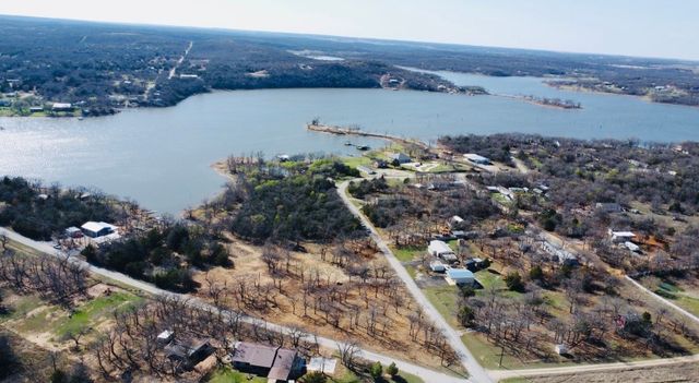 153 Catfish Trail, Bowie, TX 76230