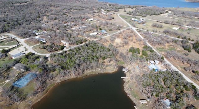 153 Catfish Trail, Bowie, TX 76230