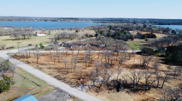 153 Catfish Trail, Bowie, TX 76230