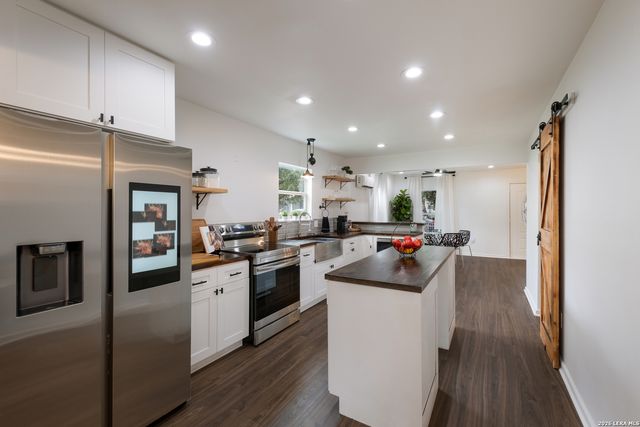 1318 Edison Dr, San Antonio, TX 78201