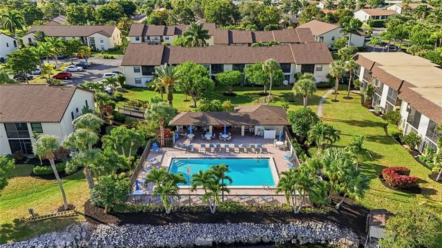 9270 LAKE PARK DRIVE 201, Fort Myers, FL 33919