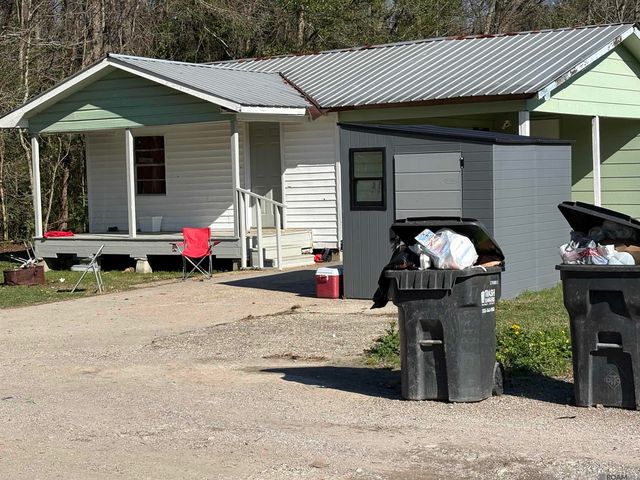 11084 Dave Miller Dr, Geismar, LA 70734