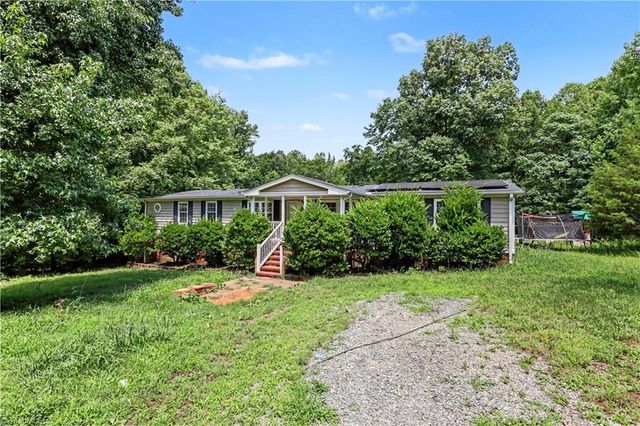 196 Westview Road, Gibsonville, NC 27249