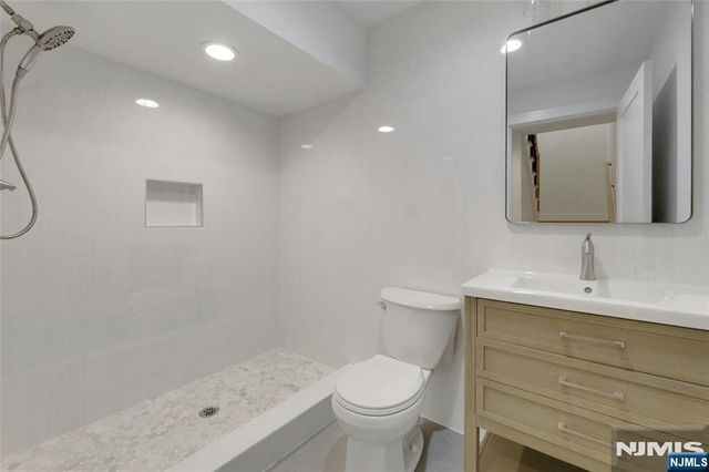 103 Hallberg Avenue, Bergenfield, NJ 07621